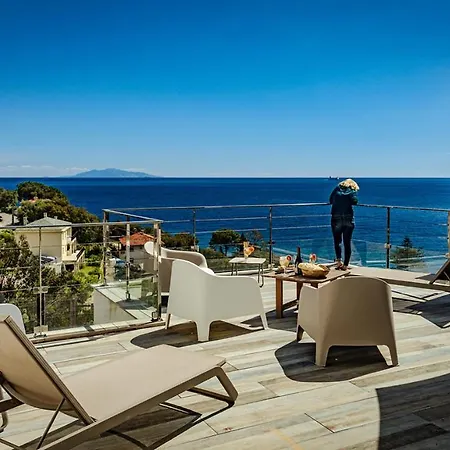 Rocca Bruna, Le Cap Corse 5 Etoiles