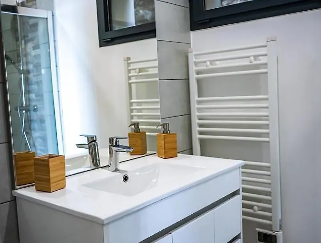 Rocca Bruna, Le Cap Corse 5 Etoiles